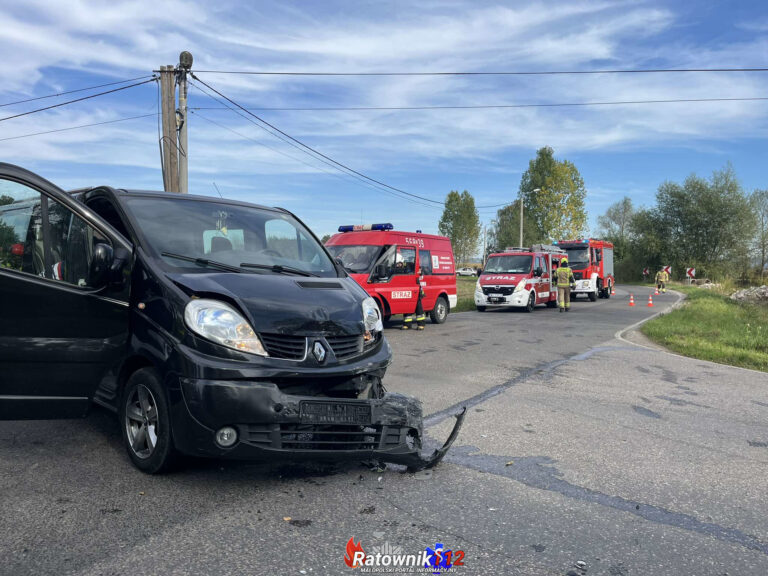 Wypadek dwóch pojazdów w Krakuszowice (pow.Wielicki)