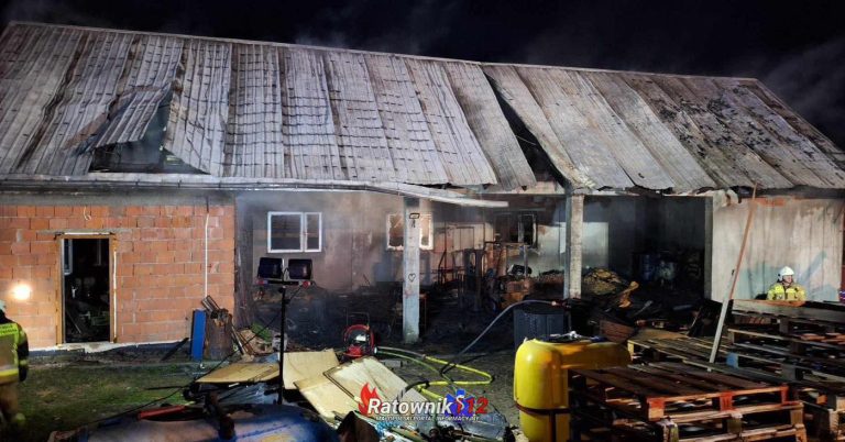 Niespokojny pierwszy dzień świąt w Powiecie Nowosądeckim: Pożar budynku gospodarczego w Moszczenicy Wyżnej