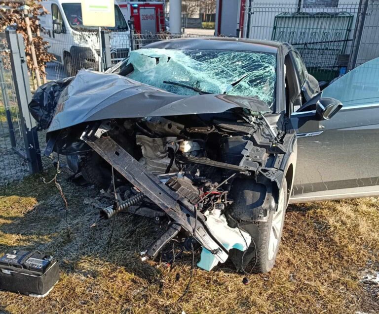 Wypadek drogowy w Przylasku Rusieckim