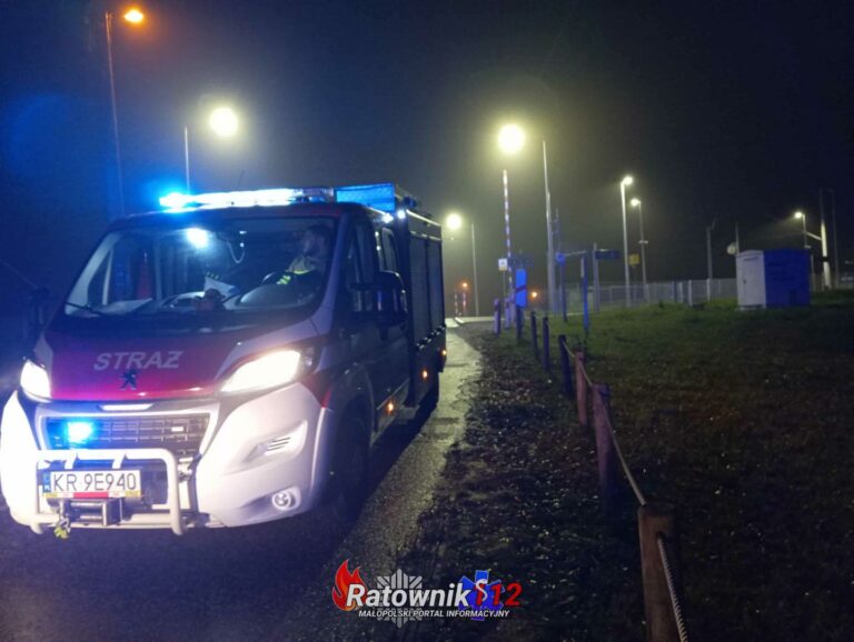 Tragiczne zdarzenie na torach w Krakowie. 31-letnia kobieta śmiertelnie potrącona przez pociąg osobowy